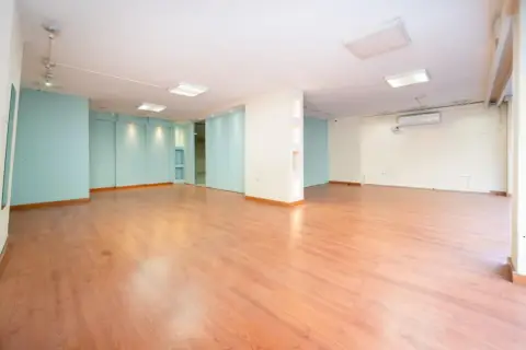 Local comercial en Santa Catalina