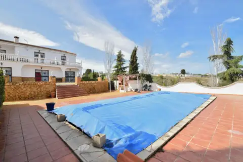 Chalet en calle B