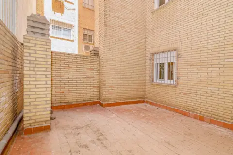 Piso en calle Doctor Muñoz Fernández, 1