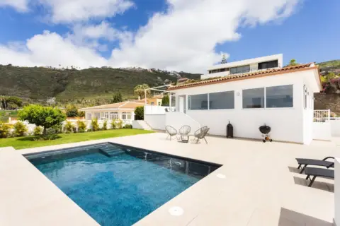 Chalet en calle Orquídea