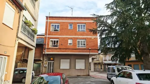 Casa pareada en calle Pz S Isidro, nº 57