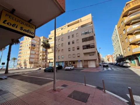 Piso en calle Villaricos