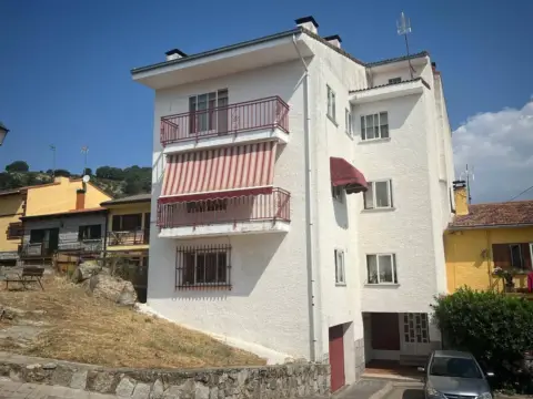 Piso en calle de la Iglesia, 6