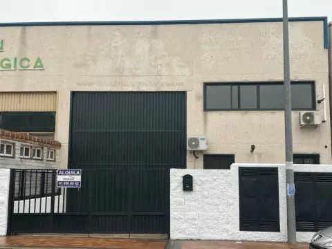 Nave industrial en calle de la Capellanía, 5