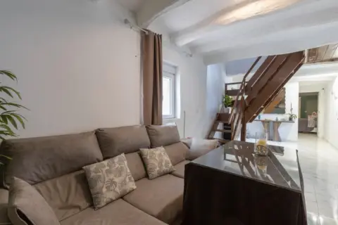 Casa pareada en calle San Felipe, 12
