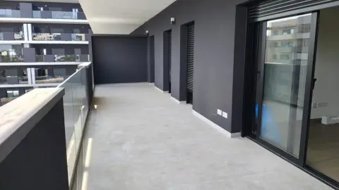 Piso en Avenida del Travalón