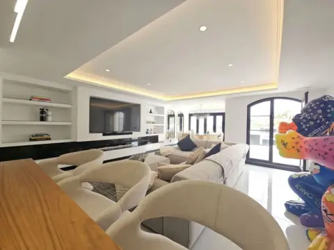 Casa adosada en calle los Arqueros Golf