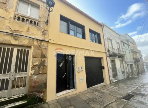 Casa pareada en Rúa Vicenta Rodríguez Cachada, 7