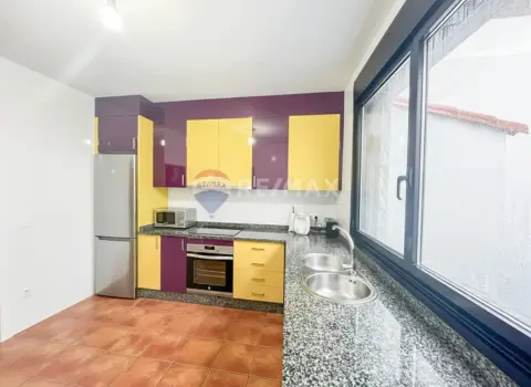 Casa pareada en Rúa Vicenta Rodríguez Cachada, 7