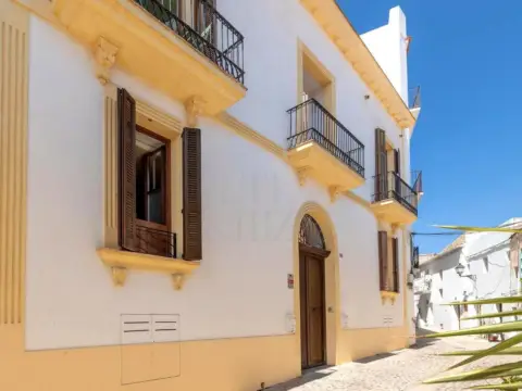 Dúplex en calle Dalt Vila