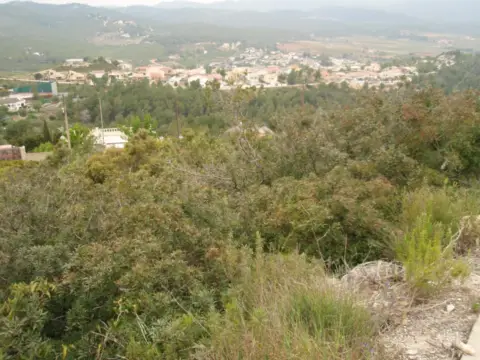 Terreno en calle Besos Del-Ur Can Gordei, nº 26