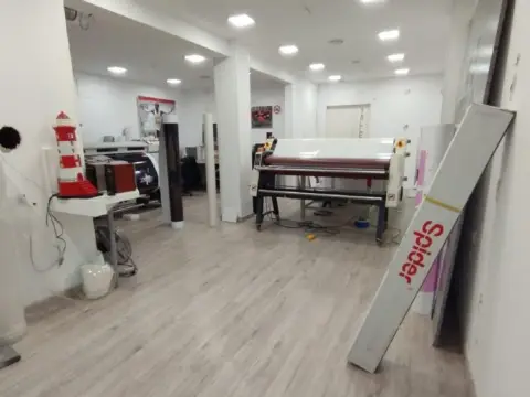 Local comercial en Gavarra