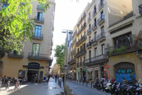 Edificio en El Raval