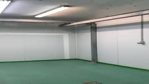 Nave industrial en Nucleo Urbano 41