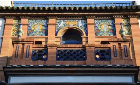 Edificio en calle San Jacinto, 22