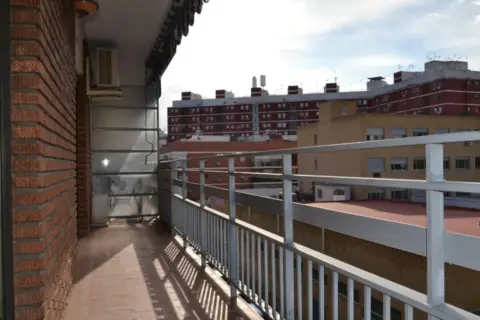 Piso en calle de Pedro Pérez Fernández