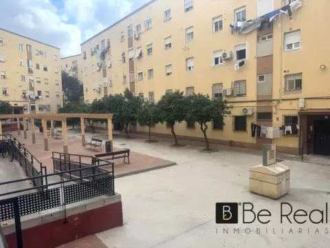 Piso en calle del Obispo Pedro de Moya