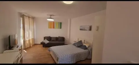 Estudio en calle Miradores Comercial