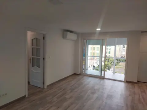 Piso en Avenida de la Aviación Siderominera