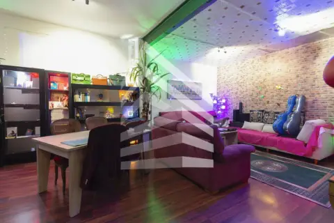 Piso en Plaça de Comas