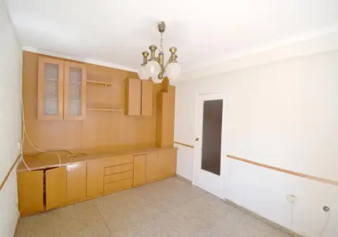 Piso en calle San Antonio de la Barquera