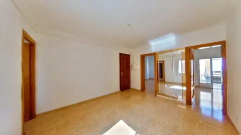 Piso en Los Dolores-Los Gabatos-Hispanoamérica