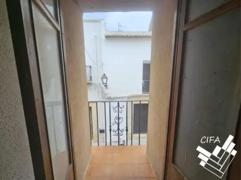 Casa adosada en Carrer de Pou