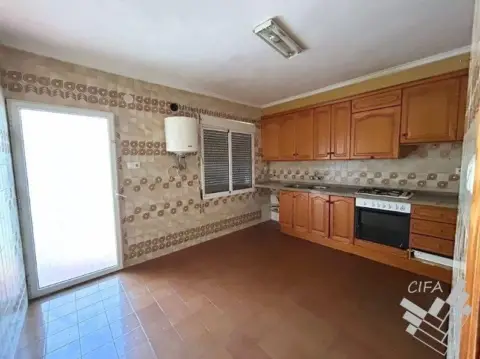 Piso en Carrer de Francisco Pizarro