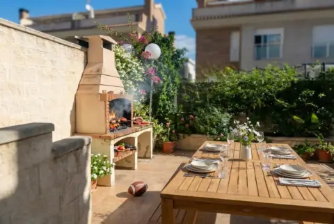 Casa adosada en Zona Pau Lledó