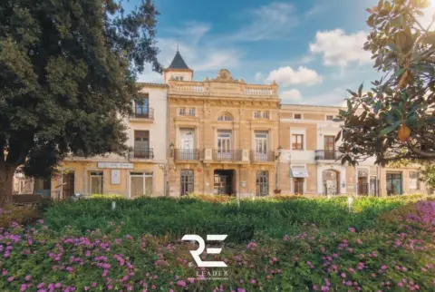 Casa adosada en Centro del Pueblo