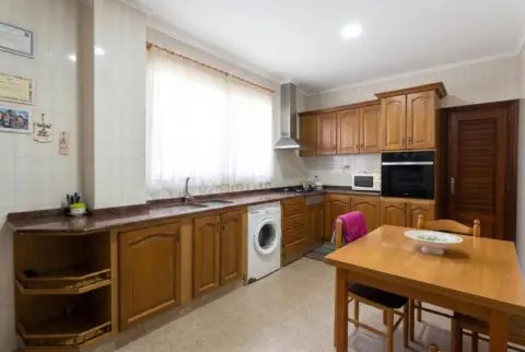 Casa adosada en Centro del Pueblo