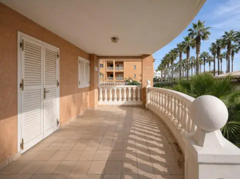 Apartamento en Playa Masbó