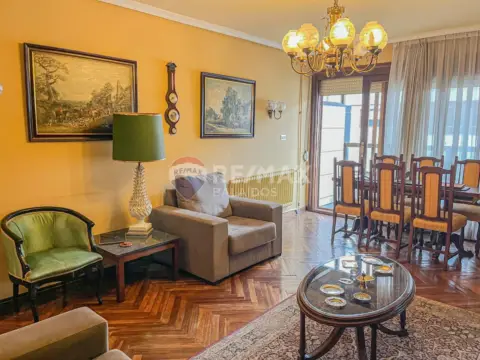 Piso en Avenida das Camelias