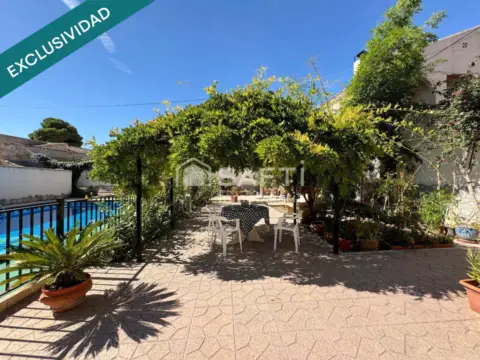 Casa unifamiliar en Monòver - Monóvar