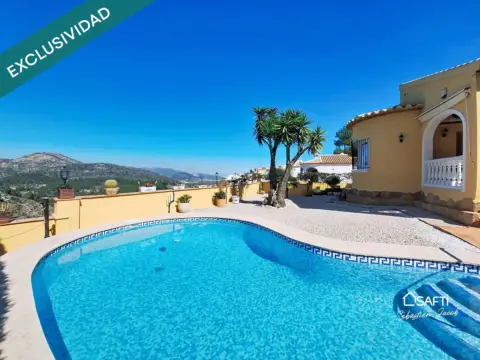 Casa unifamiliar en Ador