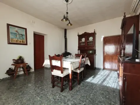 Casa en calle Pajaritos