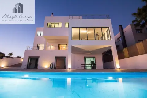 Chalet en calle Cenes de la Vega, 31