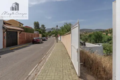 Terreno en calle de Malva, 69