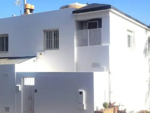 Chalet en El Serrallo