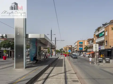 Piso en Plaza de Poniente, 2
