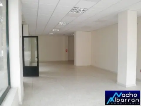 Local comercial en Pardaleras