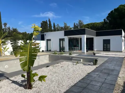 Chalet en Las Lagunas - Campano
