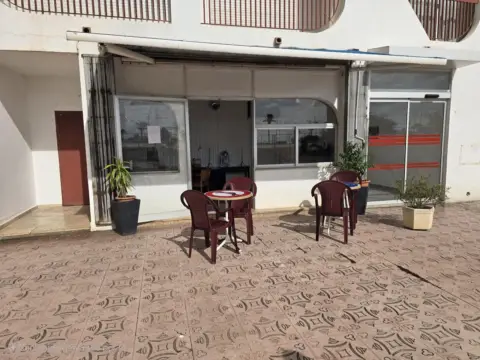 Local comercial en Passatge Muga Delta