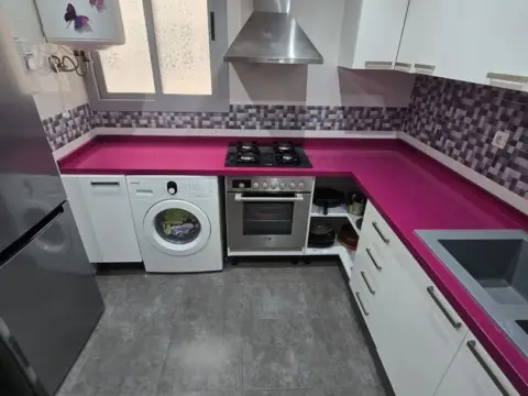 Piso en calle del Nueve de Octubre