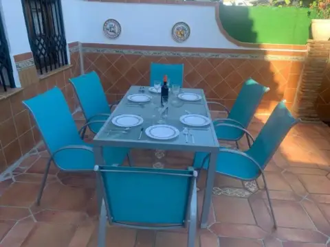 Casa adosada en calle Playa San Cristobal - calle Mar de Plata