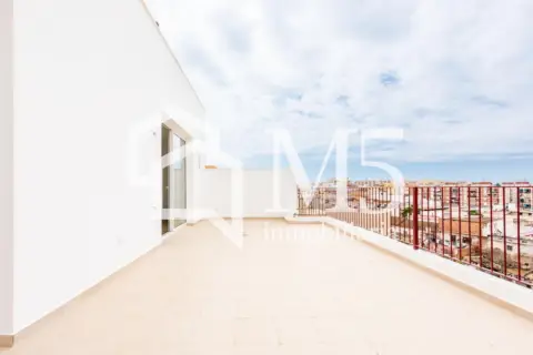 Ático en calle Carrera de Las Angustias, nº 34