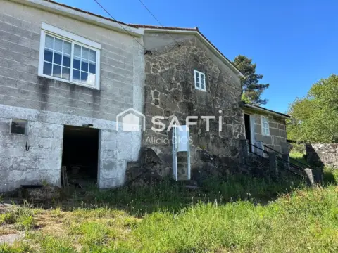 Casa rústica en Rebordelo (Resto Parroquia)