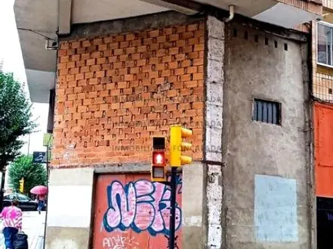 Local comercial en calle Fuente del Real