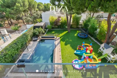 Chalet en calle de Badajoz