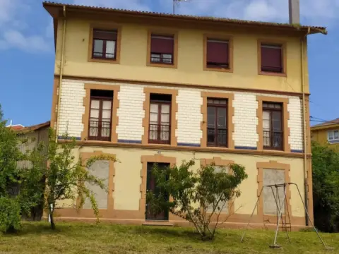 Terreno en calle del Carbayo, 1